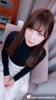 在快点再深点我要高潮了视频黑丝女友带上T开始搞了